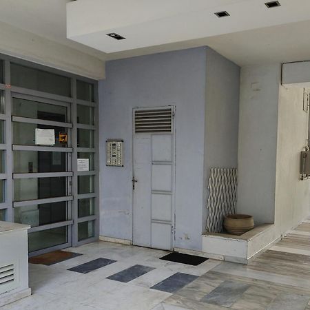 Homely Flat Near Airport テッサロニキ エクステリア 写真